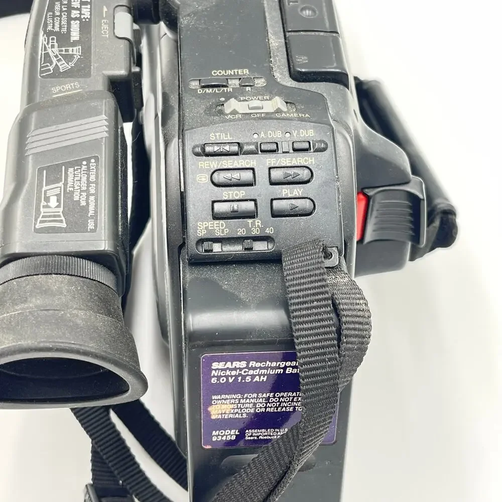 Panasonic OmniMovie PV-332 VHS-C Camcorder Bundle Bag Charger Battery Issue